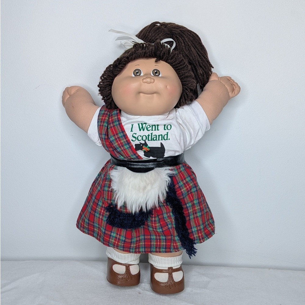 Vintage Cabbage Patch Kids World Traveler Scotland Doll Brown Hair 1985